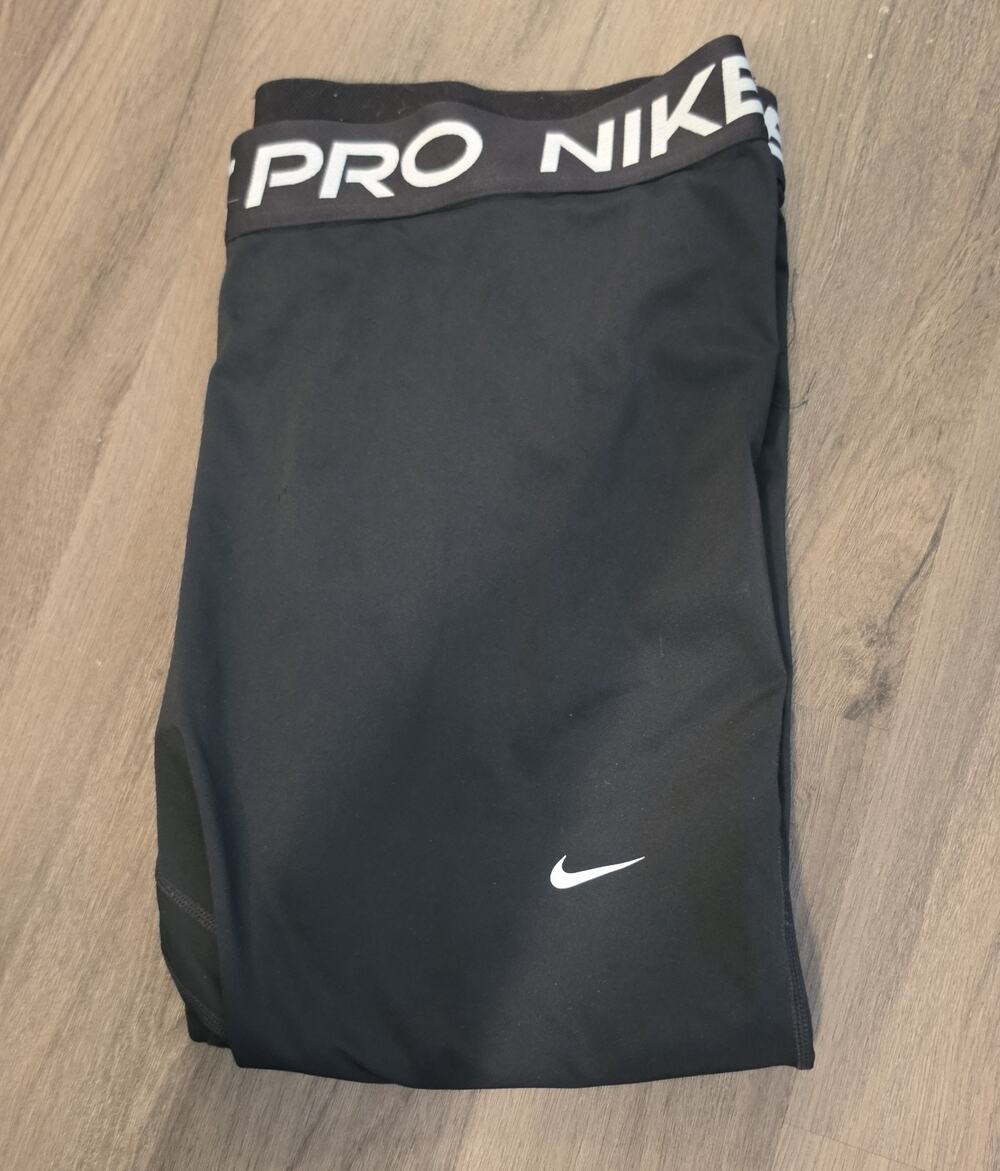 Nike Dri-Fit Pro 3/4 Compression Tights 3XL Excellent Black and White